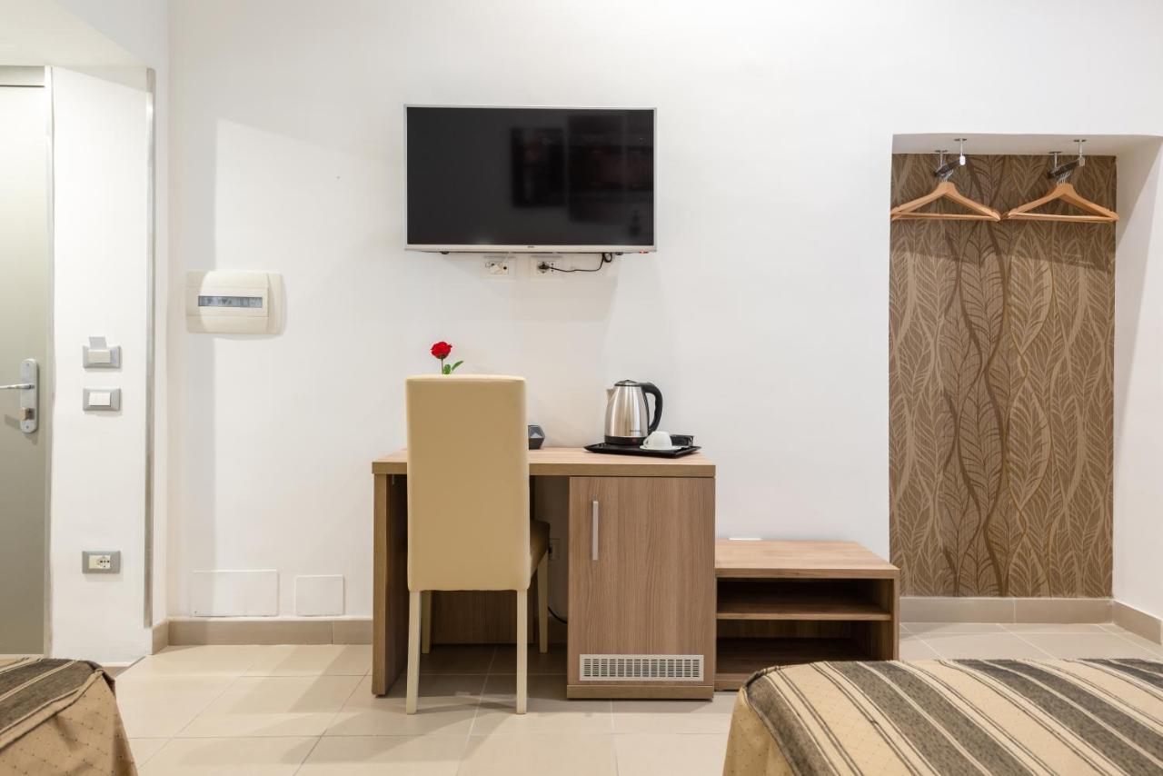 Brancaccio Suite 43 Rome Bagian luar foto